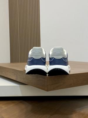 wholesale quality louis vuitton men shoes model no. 870